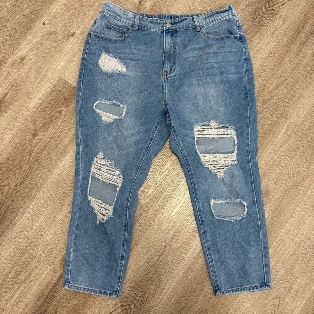 Shein Distressed Jeans L2 - Picture 1 of 5